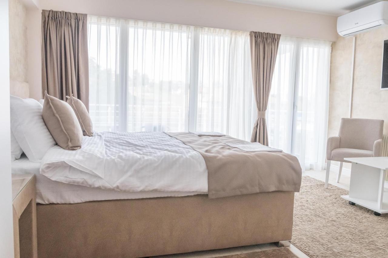 A Klub Apartmani Mrcajevci Kültér fotó