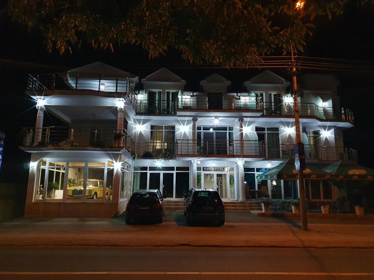 A Klub Apartmani Mrcajevci Kültér fotó