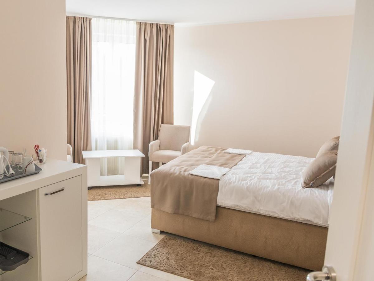 A Klub Apartmani Mrcajevci Kültér fotó