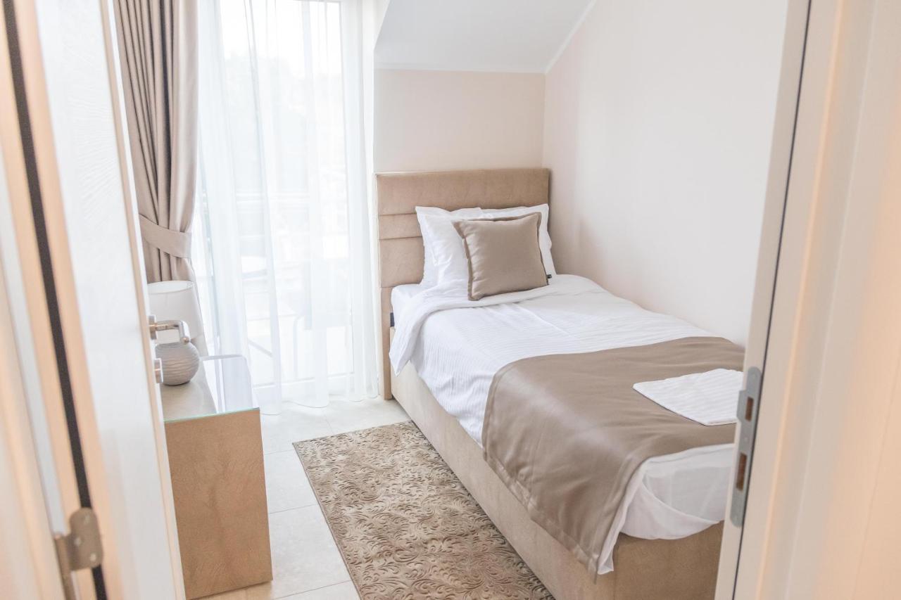 A Klub Apartmani Mrcajevci Kültér fotó